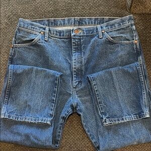 Wrangler Men's Relaxed Fit Jeans - Blue